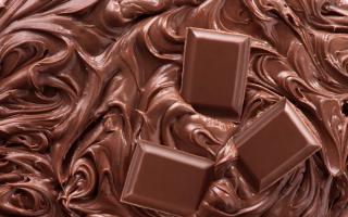 Warum träumen Sie davon, dunkle Schokolade zu essen?
